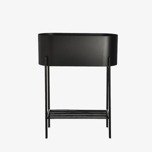 Elegante Macetero Decorativo con Soporte para Arreglos Florales, Ideal para Balcón, Patio y Jardín - Product Image 6