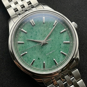 Esfera de reloj de piedra natural, aventurina verde, disco redondo y plano para kit de modificación de relojes de lujo personalizados, proveedor de esferas NH35 en India. - Product Image 3