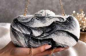 Nouvelle Pochette de Soirée Scintillante en Acrylique avec Fermeture à Rabat, Ornée de Perles et de Paillettes, avec Chaîne, pour Femme - Product Image 4