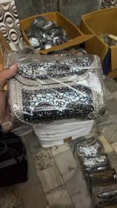 Royal Luxury Mother of Pearl Clutch Handbag with Detachable Shoulder Chain and Elegant Shell Inlay - Product Image 2