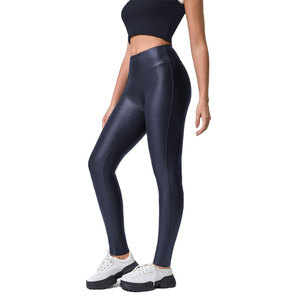 Legging en cuir moderne pour femme, taille mi-haute, décontracté, respirant, longueur intégrale, texture lisse, style tendance, REVIBE INDUSTRY, personnalisable - Product Image 1