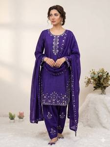 Conjunto de Salwar de Tela Chinon de Alta Demanda con Dupatta con Trabajo de Lentejuelas y Farshi Salwar, Ropa Étnica de Calidad de Exportación - Product Image 5