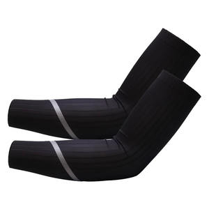 Mangas Deportivas para Brazos con Protección UV, Tejido Elástico Ligero, Ideal para Baloncesto, Fútbol, Ciclismo y Running - Product Image 2