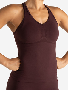 Camiseta sin mangas casual con cuello cuadrado, elástica, de 95% algodón y 5% spandex, con estampado personalizado a base de agua, corte ajustado y espalda cruzada acanalada para mujer. - Product Image 6