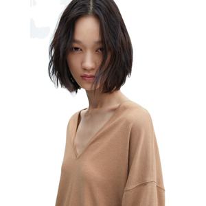 Camiseta de Mujer con Cuello en V y Manga Tres Cuartos, 100% Modal, Tejido de Punto, Corte Holgado, Color Sólido, Transpirable, para Todas las Temporadas, Estilo Minimalista - Product Image 6