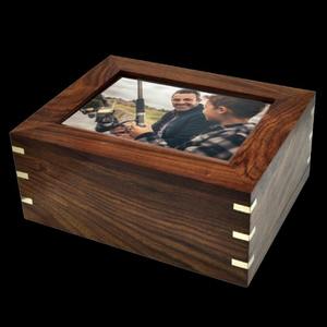 Urne funéraire en bois de qualité supérieure avec fenêtre photo, grande taille, pour adultes, pour cendres commémoratives. - Product Image 1