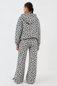 <b>Women</b> <b>White</b> Black Leopard Print Embroidery Breathable Ecofriendly Lined Full Hooded Long Sleeve Casual Streetwear Premium <b>Hoodie</b> - Product Image 6