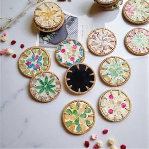 Sous-verre rond en rotin tressé 100 % naturel, résistant à la chaleur, écologique, fait main, pour tasses, mugs, décoration de table et de cuisine - Product Image 3