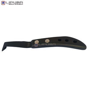 มีดตัดแต่งกีบม้า LIPUMA TORQ ขนาด 22 ซม. ใบมีดสแตนเลสเคลือบพลาสม่าสีดำ ด้ามจับแบบมีรู สำหรับมืออาชีพ - Product Image 2