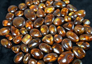 Natural <b>Mexican</b> Fire Agate Smooth Cabochon Mix Shape Fire Agate Loose Gemstones Wholesale for Jewelry Making - Product Image 1