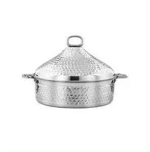 Plat de service isotherme en bois de qualité supérieure avec doublure en acier inoxydable et couvercle en dôme martelé - Product Image 6
