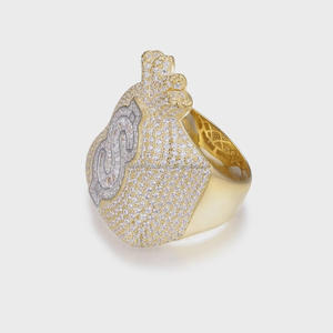 Anillo de compromiso de moissanita con corte baguette para hombre, diseño de bolsa de dinero y signo de dólar, de plata de ley 925 chapada en rodio, regalo de aniversario - Product Image 4