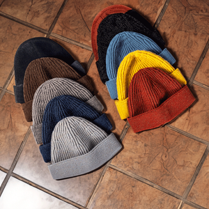 Gorro Unisex Morado, 100% Acrílico, Color Sólido, Gorro de Punto Cálido e Informal para Invierno, para Adultos - Product Image 6