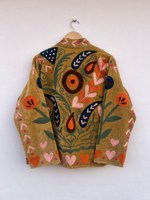 Veste Bomber Bohème Ethnique en Velours Suzani Bleu, Tricotée, Matelassée, Respirante, Faite à la Main, Broderie Lettre, 100% Coton