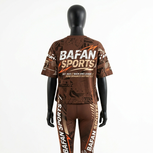 ชุดเสื้อยืดและเลกกิ้งผู้หญิง พรีเมียม 190 GSM โพลีเอสเตอร์ผสมสแปนเด็กซ์ สีน้ำตาล พิมพ์ลายแบบซับลิเมชั่น ชุดออกกำลังกายสำหรับผู้หญิง - Product Image 3