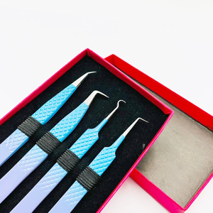 Juego de Pinzas Profesionales para Pestañas, 4 Piezas, Punta Suave de Precisión, Diseño Degradado, Empaque en Caja, Agarre Ergonómico Antideslizante - Product Image 4