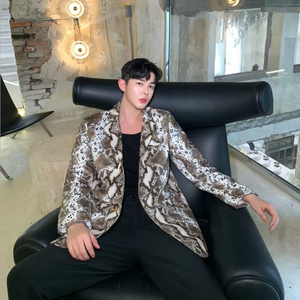 Chaqueta de moda para hombre, de piel sintética de serpiente, ecológica, con certificación Oeko-Tex, abrigos de piel sintética para hombre. - Product Image 5