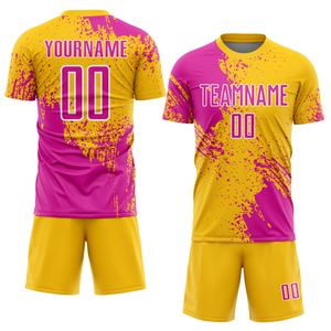 Conjunto de Camiseta de Fútbol Roja Unisex, Manga Corta, Cuello Mao, Estampado Sublimado, Poliéster que Absorbe la Humedad, Corte Regular, para Todas las Temporadas - Product Image 4