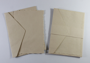 Lot de papeterie en gros pour enfants : Carte à bords festonnés 250 g/m² avec enveloppe assortie en papier recyclé fait main à partir de fibres de coton - Product Image 4