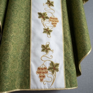 Chasuble gothique en damassé vert de qualité supérieure, brodée de vigne et de blé, pour le service religieux, vêtement liturgique catholique pour prêtre, robe de clergé pour la messe - Product Image 4