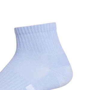 Chaussettes Athlétiques Premium de Haute Qualité pour Hommes – Couleurs Populaires Blanc et Noir – Confortables, Respirantes, Thermiques et Auto-Chauffantes - Product Image 3