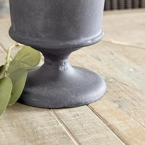 Vase de table en métal noir givré, design minimaliste à large ouverture, 14H, fait main, décoration - Product Image 2