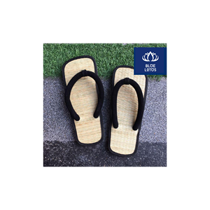 OFFRE LIMITÉE – Tapis tissé écologique Safe Clean Eco Woven Mat Slippers Pure Item, idéal pour la plage, la marche décontractée et la maison. - Product Image 1