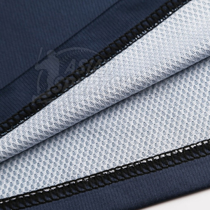 Tenue de volley-ball de qualité professionnelle, comprenant un maillot et un short, en tissu respirant et léger, à vendre - Product Image 5