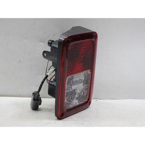 Luz Trasera Derecha OEM 55078146AG para 2015 2.8 Rubicon 4 Puertas Unlimited - Product Image 2