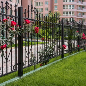 Valla Decorativa de Hierro Forjado Negro con Adornos de Rosas y Puntas de Arpón, Panel de Seguridad para Jardín y Exteriores - Product Image 5
