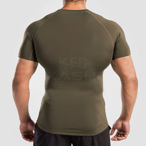 Rashguard pour homme à manches courtes, respirant, antibactérien, en tissu extensible écologique, avec technologie de séchage rapide pour l'extérieur - Product Image 2