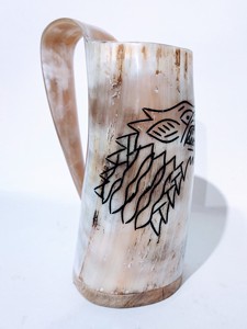 Taza de cuerno de búfalo hecha a mano con forma natural y diseño de animal tallado, taza de cuerno para beber, taza de cerveza grabada a mano por Curio Craft - Product Image 5