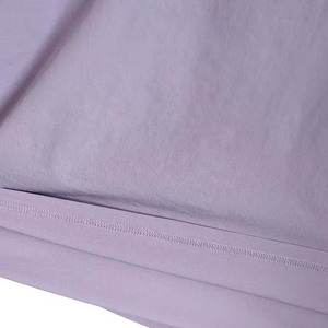 T-shirt décontracté pour homme, coupe oversize, manches raglan violettes, col rond, tricoté, couleur unie, bordure contrastante, design épuré - Product Image 5