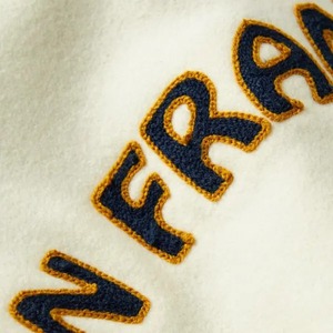 แจ็คเก็ตบอมเบอร์ทรงเลตเตอร์แมนสุดเทรนดี้ ผ้าวูล/โพลีเอสเตอร์/ผ้าแคนวาสคอตตอน 100% สวมใส่สบายสำหรับฤดูหนาว โลโก้ด้านหน้าปรับแต่งได้ ซับในผ้าฟลีซ - Product Image 5