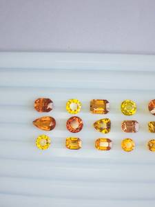 Saphir orange naturel de qualité AAA certifié IGI, pierres précieuses traitées thermiquement, coupe parfaite, lustre superbe, 5,0-9,0 mm pour bijoux - Product Image 2