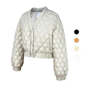 Chaqueta Acolchada Ligera para Mujer, Estilo Bomber, con Botones Frontales, Acolchado en Forma de Diamante, para Invierno, Venta al Por Mayor - Product Image 5