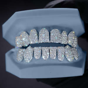 ZAWO HOUSE Grillz dentaire unisexe personnalisé Hip Hop avec mosaïque en argent sterling 925 et moissanite - Product Image 6