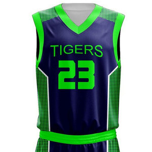 Vente flash - Uniforme de basket-ball sur mesure au design optimal, de haute qualité, 100% polyester imprimé, séchage rapide, confortable - Product Image 4