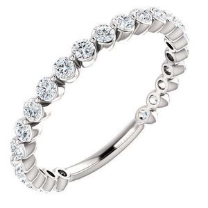 Anillo de Boda Semi Eternity con Moissanita de Corte Redondo, Plata de Ley 925, Apilable, para Aniversario, Promesa, Elegante Regalo - Product Image 3