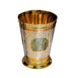 Verre à bière en laiton de meilleure qualité avec gravure finie de couleur rouge et or Design en métal avec base de couleur et dessus pour boire - Product Image 2