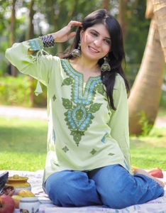 KV <b>Women's</b> Embroidered Viscose Rayon Wrinkle-Free Reversible Straight <b>Kurta</b> <b>for</b> <b>Women</b> (Purple Autumn) - Product Image 3