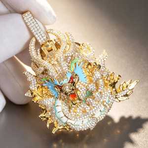 จี้รูปหัวมังกรชุบโรเดียมประดับเพชรโมอิสซาไนต์สีน้ำเงินและสีแดง พร้อมสร้อยคิวบาลิงค์แบบฮิปฮอปสำหรับงานปาร์ตี้ - Product Image 4