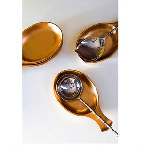 ชุดที่วางช้อนโลหะสีทอง 6 ชิ้น แบบกำหนดสีเอง ทำด้วยมือ เป็นมิตรกับสิ่งแวดล้อม ใช้กับเครื่องล้างจานและไมโครเวฟได้ - Product Image 1