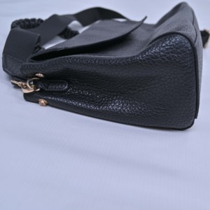 Premium Quality Fashion <b>Portable</b> Black Faux Leather Women's Shoulder Bag Geometric Pattern Twisted Handle Pearl Chain <b>Lock</b> - Product Image 4