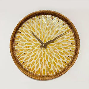 Horloge murale en rotin, matériau naturel, horloge décorative pour chambre à coucher, salon, accent d'intérieur - Product Image 5