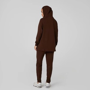 Conjunto Deportivo Modesto Personalizado con Cremallera para Mujer, Diseño con Bolsillos, Conjunto de Gimnasio Musulmán de Secado Rápido, Ropa Deportiva Musulmana para Mujer - Product Image 4