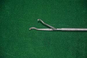 Nuevas Pinzas de Presión Laparoscópicas de Acero Inoxidable con Certificación CE, Manuales, 5mmx330mm, Instrumentos Quirúrgicos Médicos - Product Image 2