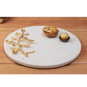 Juego de 2 bandejas de mármol para servir aperitivos, para uso en el hogar, hoteles y restaurantes, bandeja para servir pizza con asa dorada, bandeja de diseño - Product Image 4