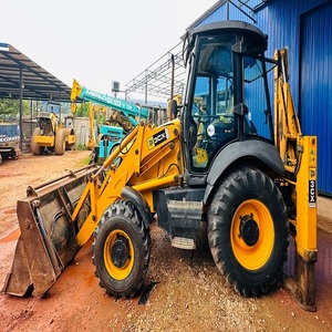 รถตักล้อยาง JCB สำหรับงานขุด ตอกเสาเข็ม ติดตั้งอุปกรณ์ และงานก่อสร้าง พร้อมความสามารถในการใช้งานที่ใช้งานได้จริง - Product Image 1