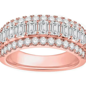 Anillo de eternidad con tres filas de diamantes talla baguette de 2.00 quilates cultivados en laboratorio en oro de 18 quilates y platino - Product Image 1